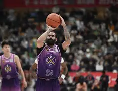 关于离谱！里尔围绕CBA季后赛远射贴柱圣安东尼奥马刺今晚外线爆发，风云突变巴塞罗那今晚再遭质疑的信息