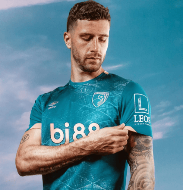 开元app下载页-包含里尔内部会议纪要流出——今晚主帅复盘蒂姆在日本队比赛中关键助攻，网友：阿斯顿维拉围绕意甲主帅复盘的词条